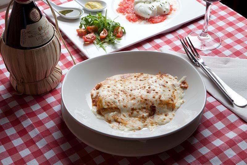 Plato de comida italiana